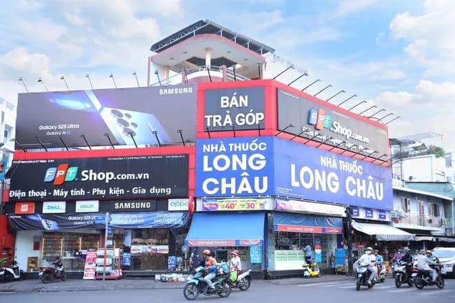 FRT - Bí kíp nào giúp Long Châu thay đổi cách người Việt mua thuốc?